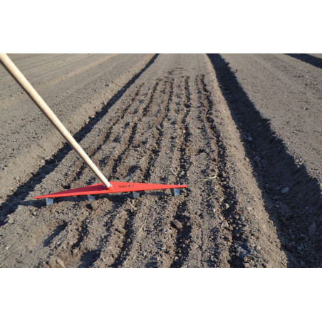 4-row furrow opener with adjustable gap (700 mm)